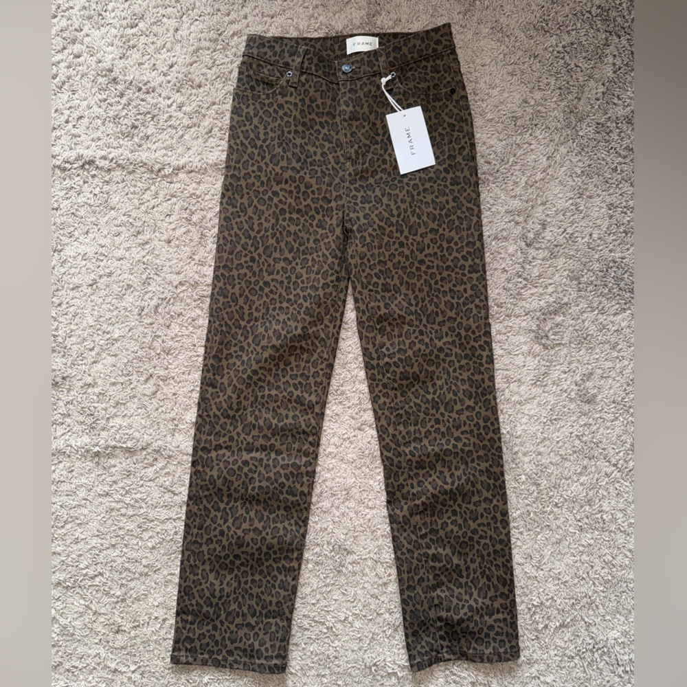 NWT FRAME Denim Le Sleek Straight